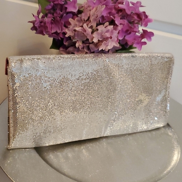 NWT Victoria's Secret Silver Bling Clutch Handbag Purse Bonus Accessories - Picture 16 of 16